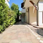 Appartamento con Giardino e posto auto